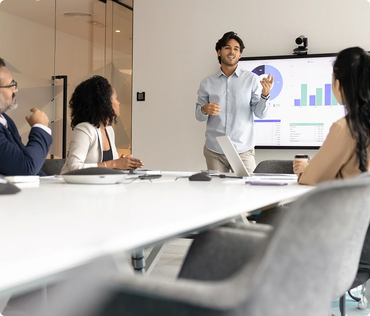 going-over-business-action-plan-with-finanicial-advice